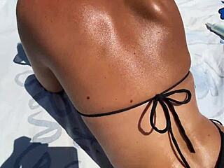 BEACH TEEN PASSION