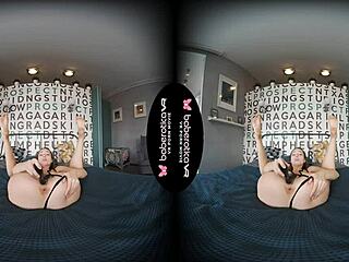Macy Ssen’s solo VR gentle masturbation session