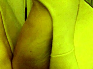 Coworker’s High Arch Foot Rub Fetish