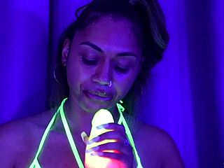 my latina tsunami twerks and sucks fat dildo