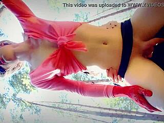 shemale's outdoor steamy climax