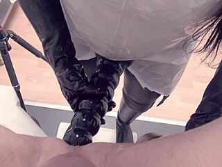 FEMDOM STRAPON DOMINATION