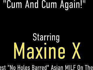 sean michaels fingers maxine x before cumming on tits