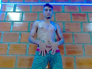 Latino Webcam Tease Awaits You