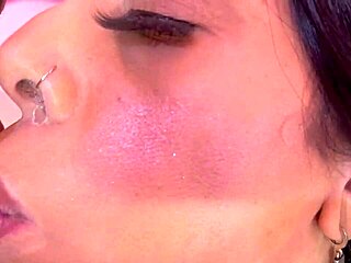 SEXY BRUNETTE RAW INTIMACY