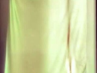 Venezolana Escort’s Alluring Private Tease Session