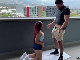 Redhead's Bubble Butt Fetish Play