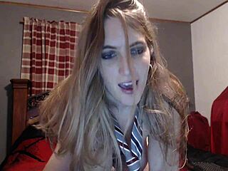 Roxxxanne69’s Teasing Finger Play Got You Hooked?