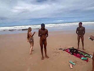 Latina’s Beach Fuck Caught By Everyone Watching Nearby