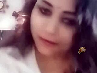 What's up with Sona Bhabhi's nipple tease?