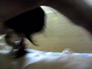 Vietnamese Couple's Daring Fuck in Đà Nẵng