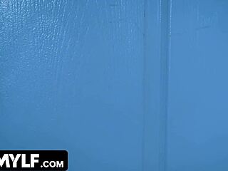 Christmas Cosplay Brunette Fucked Hard in Past