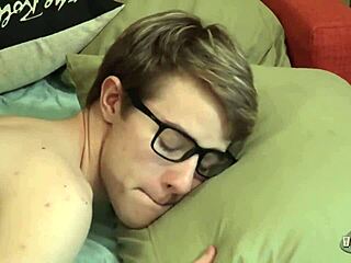 Beautiful Twinks Cum Hard After Raw Fuck