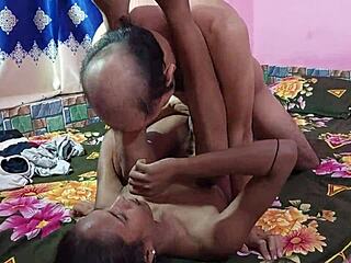 my hard threesome with deshi slut friends