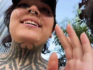 Curvy Vixen’s Raw Street Facial