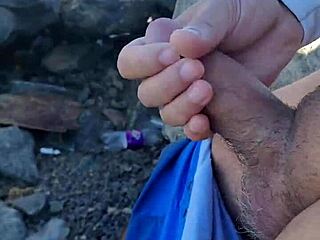 Ladysilvas' Outdoor Latina Solo Heat