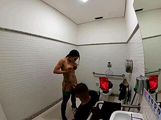 Jade Mortal Kombat cosplay girl bangs in bathroom on Halloween