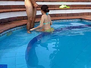 Innocent Colombian Girl Sucks in Public Pool