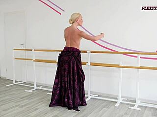 Anna’s gymnastic sensual spark