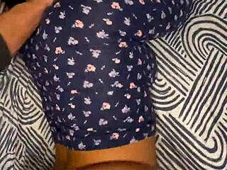 Brunette Stepsister’s Pillow Play
