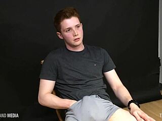 have you seen this ginger twink's solo show?