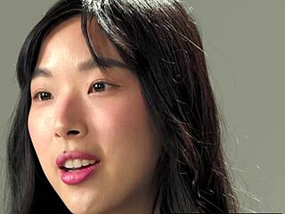 Petite Korean teen Elle Lee in intense solo session