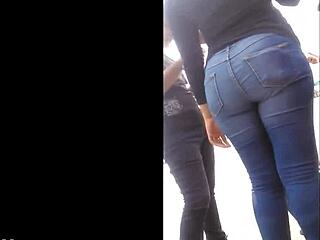 Teen Latina’s Big Ass in Tight Jeans