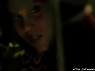 Asian Milf Babe’s Graceful Nude Dance Tease