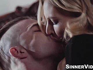 Can you handle Mona Wales and Nathan Bronson pounding deep?