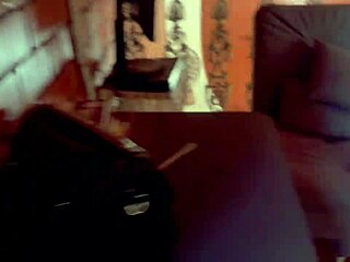 Amateur milf got me so horny. I called hubby home for a quickie session!