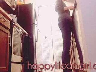 Girl Ignores You While Cleaning Kitchen in Giantess Webcam Clip