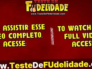 yo, essa ruiva peituda só quer jogar videogame o dia todo, cara!