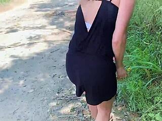 Cars honked as we did anal right by the roadside