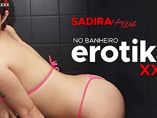 Sadira Hotwife sneaks into Erotikaxxx bathroom for quick action