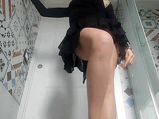 ChantalChannel Shows Stepmom's Tiny Feet in Kinky Italian POV