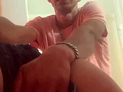 i'm getting it from a voyeur pov with a facial.