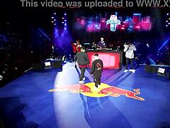 Aczino battles Gazir in the intense international freestyle rap final from Mexico 2022