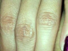 我舔指她湿逼超带劲