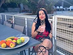 我是Laeticia，性感法国大奶熟女个性超强