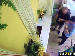 Dani Daniels端柠檬水随意撸大屌