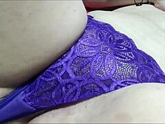 Hey, I'm single and available looking for a new video partner if you're interested send me a screenshot of this video added to your favorites 😏