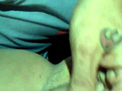 Squirting pussy pushed to the extreme with intense licking action