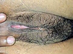 为什么我可爱女友在家拍视频骑大鸡巴女上位晃天然奶子