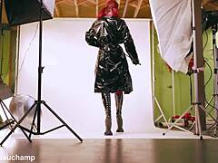 Expert in a single specialized skill set.