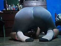 Oh man, this very sexy brunette with a big ass is working out, like, totally hot