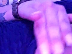 丰满拉丁妹瑜伽自摸大屁股扣穴看黄片