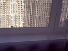 可爱金发女同事早起POV深喉超刺激