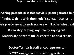 坦帕医生乳胶手套镣铐锁宽臀娜奥米爱丽丝张腿