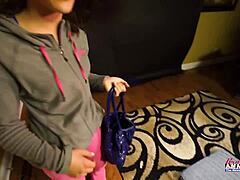 黑发少女瑞安吸大屌后入深操骚逼！