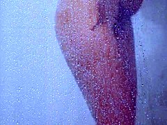 College Tanned GORGEOUS Girl TAKE a SHOWER in Bikini!